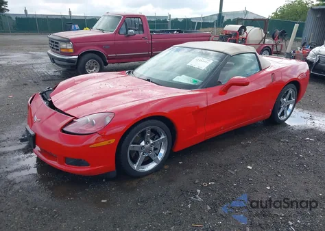 2008 Chevrolet Corvette из США, поврежденный, VIN 1G1YY36W185107235
